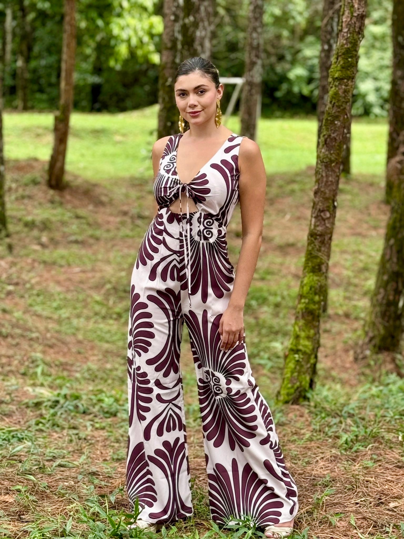 ENTERIZO ESTAMPADO HOJAS CAFES