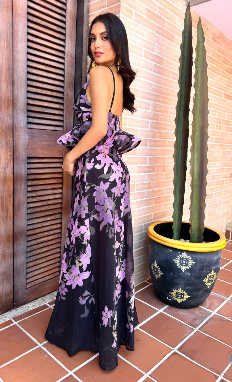 VESTIDO NEGRO CON FLORES MORADAS