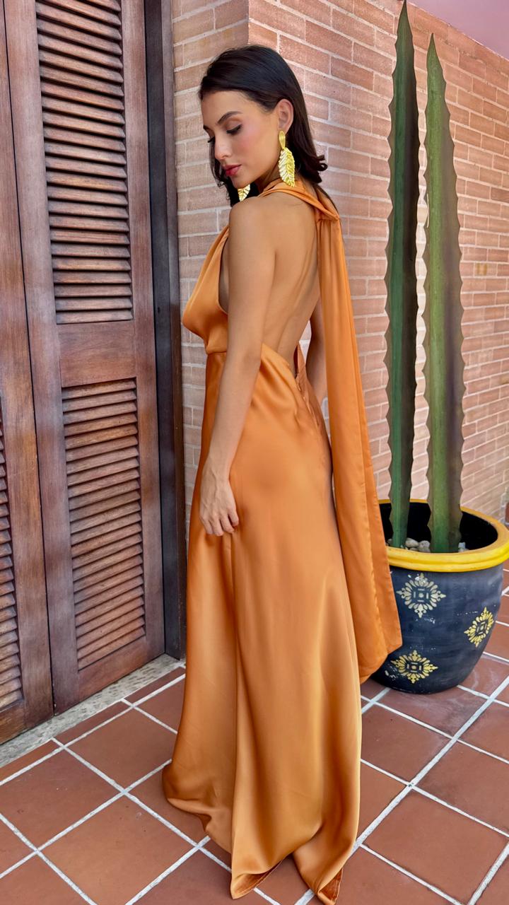 VESTIDO EN SEDA TERRACOTA