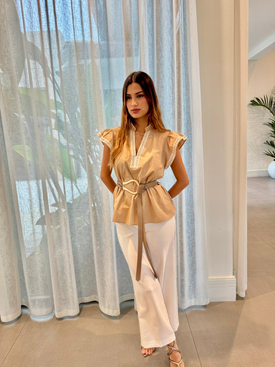 BLUSA BEIGE CON BORDADO PARA MUJER