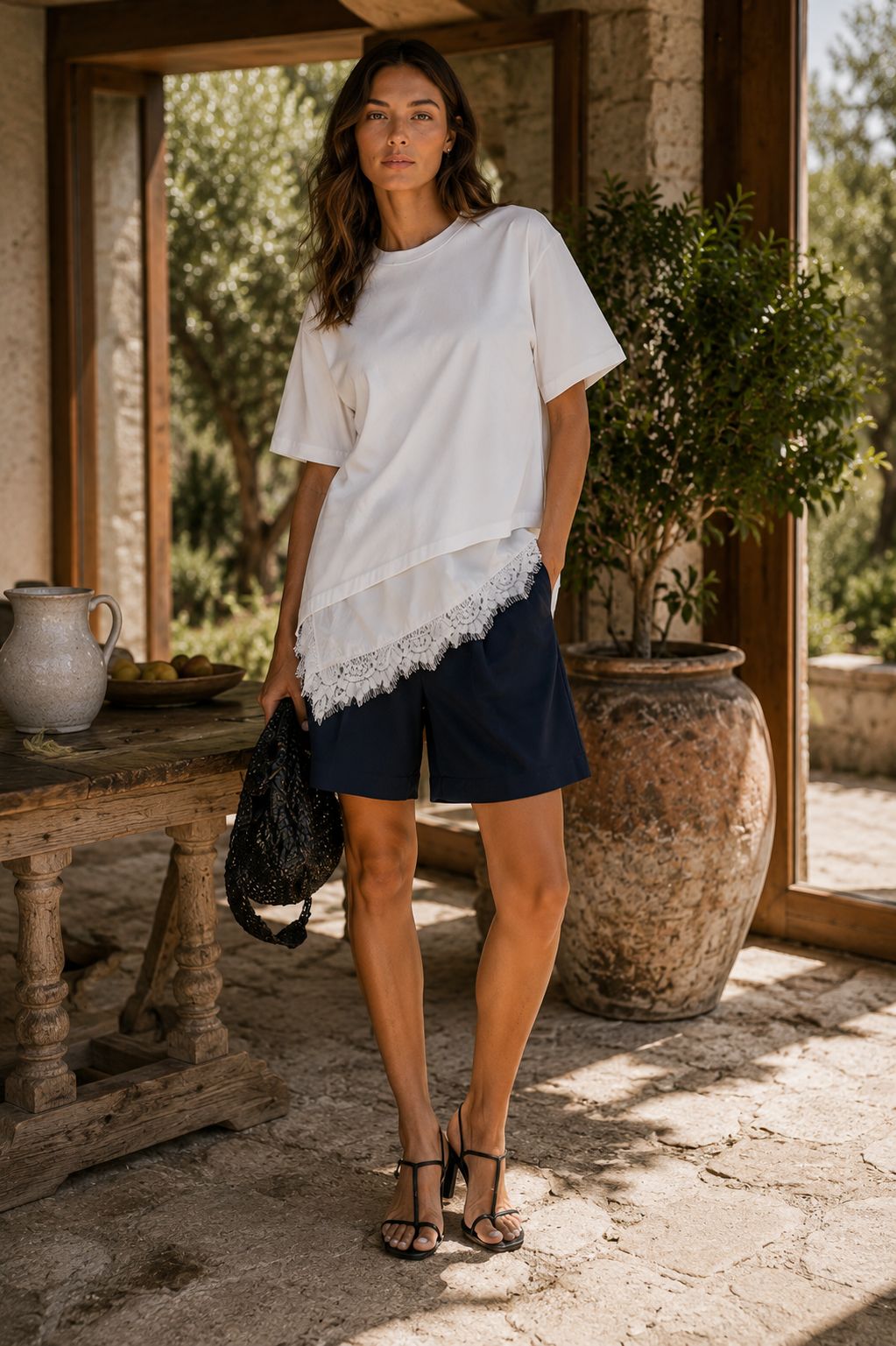 BLUSON BLANCO OVERSIZE CON ENCAJE