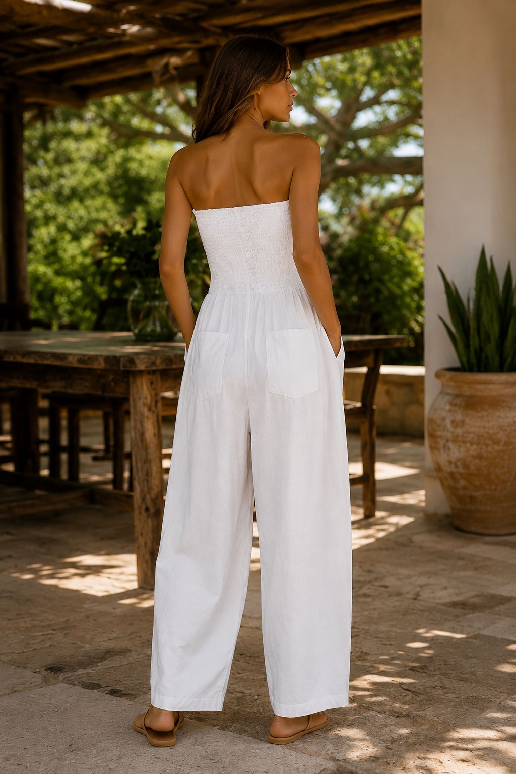 ENTERIZO BLANCO EN LINO STRAPLESS